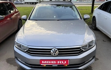 Volkswagen Passat B8 рестайлинг, 2019 год, 2 280 000 рублей, 1 фотография