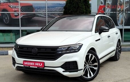 Volkswagen Touareg III, 2018 год, 4 500 000 рублей, 1 фотография