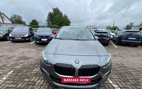 BMW 2 серия Active Tourer, 2023 год, 2 500 000 рублей, 3 фотография