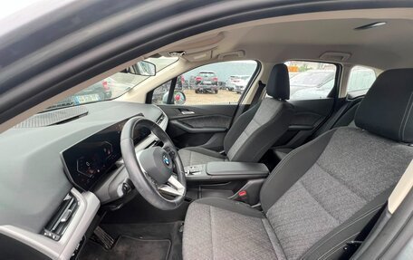 BMW 2 серия Active Tourer, 2023 год, 2 500 000 рублей, 10 фотография