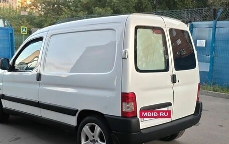 Peugeot Partner II рестайлинг 2, 2010 год, 375 000 рублей, 8 фотография
