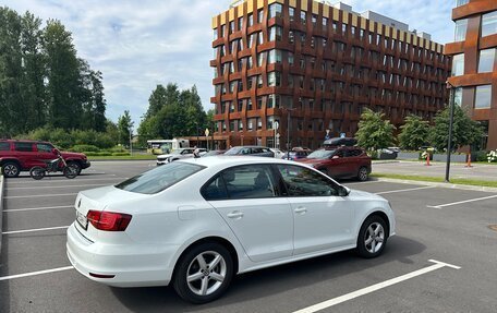 Volkswagen Jetta VI, 2016 год, 1 635 000 рублей, 4 фотография