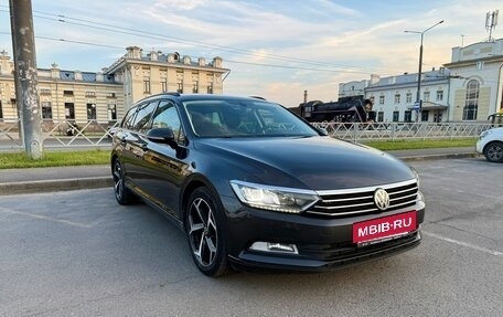 Volkswagen Passat B8 рестайлинг, 2018 год, 2 050 000 рублей, 2 фотография