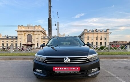 Volkswagen Passat B8 рестайлинг, 2018 год, 2 050 000 рублей, 4 фотография