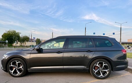 Volkswagen Passat B8 рестайлинг, 2018 год, 2 050 000 рублей, 12 фотография