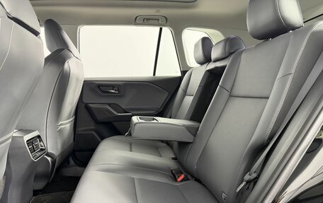 Toyota RAV4, 2026 год, 4 460 000 рублей, 15 фотография