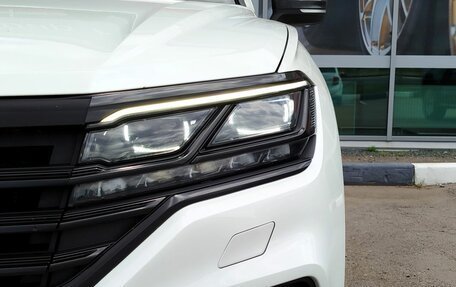 Volkswagen Touareg III, 2018 год, 4 500 000 рублей, 9 фотография