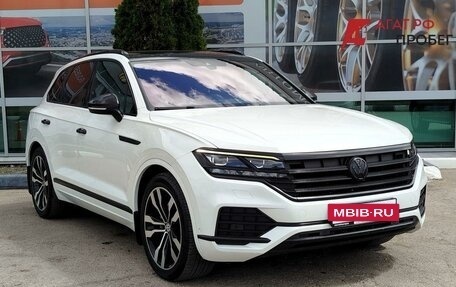 Volkswagen Touareg III, 2018 год, 4 500 000 рублей, 3 фотография