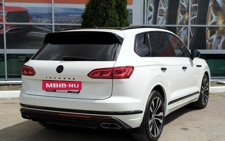 Volkswagen Touareg III, 2018 год, 4 500 000 рублей, 5 фотография