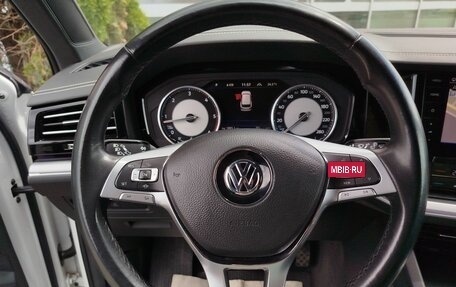 Volkswagen Touareg III, 2018 год, 4 500 000 рублей, 18 фотография
