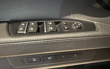 BMW 7 серия, 2015 год, 2 590 000 рублей, 14 фотография