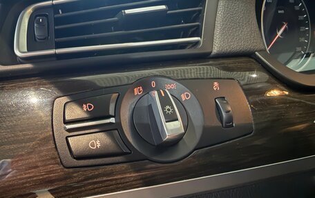 BMW 7 серия, 2015 год, 2 590 000 рублей, 15 фотография