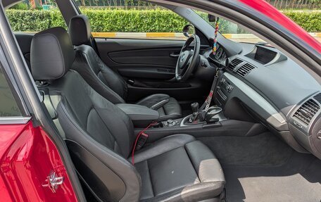 BMW 1 серия, 2008 год, 2 100 000 рублей, 15 фотография
