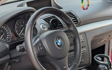BMW 1 серия, 2008 год, 2 100 000 рублей, 16 фотография