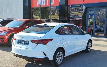 Hyundai Solaris II рестайлинг, 2021 год, 1 610 000 рублей, 6 фотография
