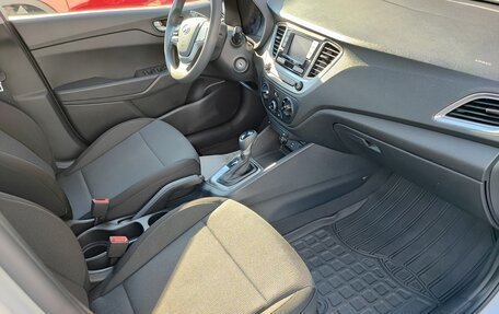 Hyundai Solaris II рестайлинг, 2021 год, 1 610 000 рублей, 12 фотография