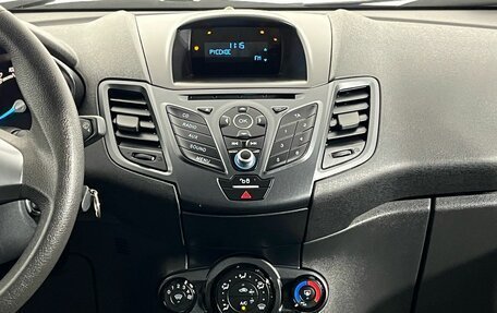 Ford Fiesta, 2016 год, 890 000 рублей, 11 фотография