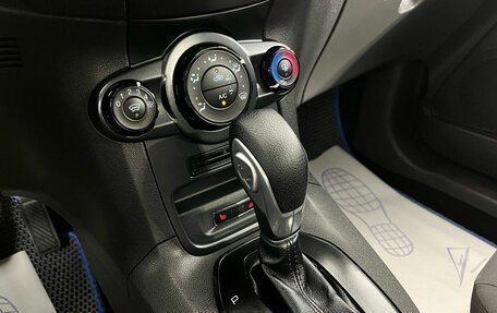 Ford Fiesta, 2016 год, 890 000 рублей, 12 фотография