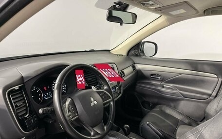 Mitsubishi Outlander III рестайлинг 3, 2012 год, 1 540 000 рублей, 8 фотография