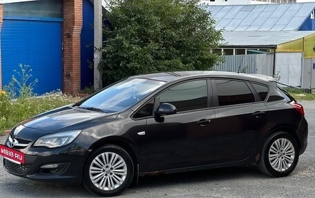 Opel Astra J, 2013 год, 450 000 рублей, 3 фотография