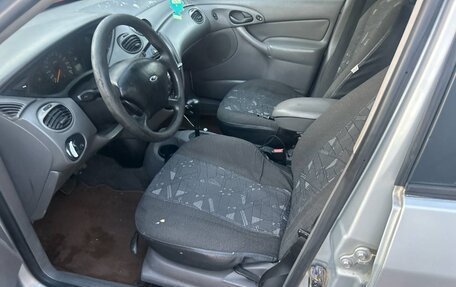 Ford Focus IV, 2000 год, 115 000 рублей, 3 фотография