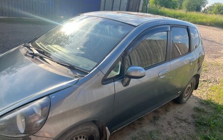 Honda Fit III, 2003 год, 175 000 рублей, 2 фотография