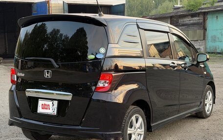 Honda Freed I, 2011 год, 930 000 рублей, 7 фотография