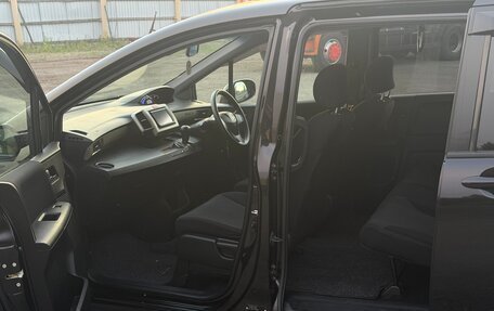 Honda Freed I, 2011 год, 930 000 рублей, 33 фотография