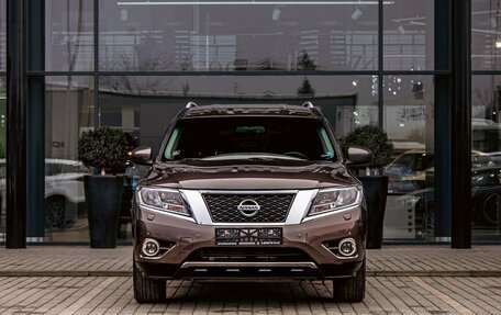 Nissan Pathfinder, 2016 год, 1 625 000 рублей, 2 фотография