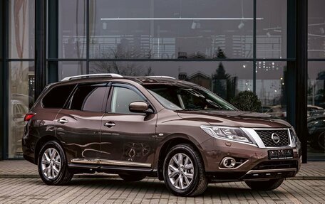 Nissan Pathfinder, 2016 год, 1 625 000 рублей, 3 фотография