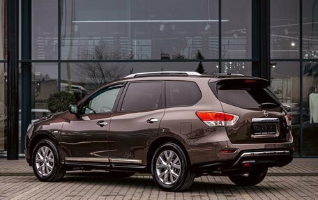 Nissan Pathfinder, 2016 год, 1 625 000 рублей, 4 фотография