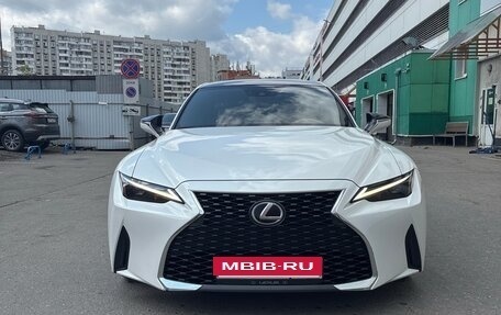 Lexus IS III, 2021 год, 4 850 000 рублей, 2 фотография