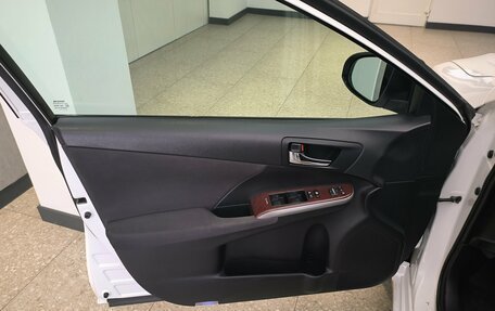 Toyota Camry, 2014 год, 1 570 000 рублей, 10 фотография