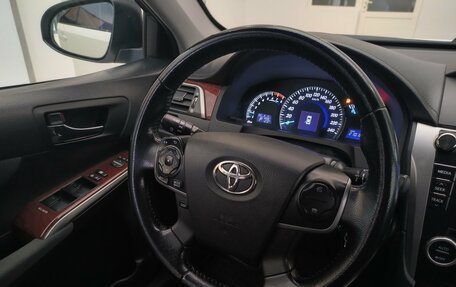 Toyota Camry, 2014 год, 1 570 000 рублей, 13 фотография