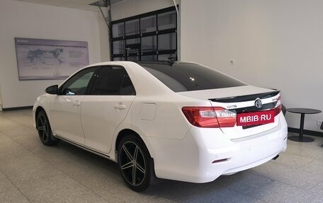 Toyota Camry, 2014 год, 1 570 000 рублей, 6 фотография