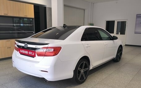 Toyota Camry, 2014 год, 1 570 000 рублей, 4 фотография
