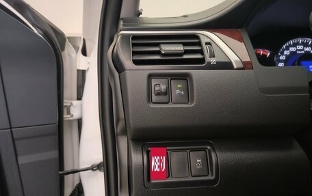 Toyota Camry, 2014 год, 1 570 000 рублей, 26 фотография