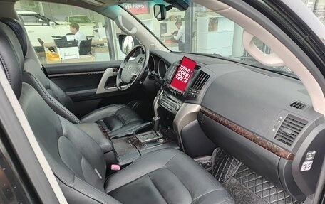 Toyota Land Cruiser 200, 2011 год, 3 120 000 рублей, 13 фотография