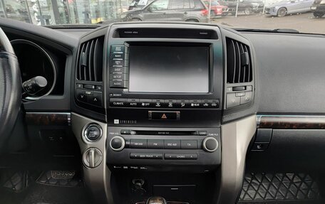Toyota Land Cruiser 200, 2011 год, 3 120 000 рублей, 18 фотография