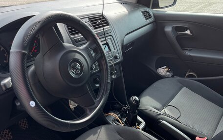 Volkswagen Polo VI (EU Market), 2013 год, 850 000 рублей, 5 фотография