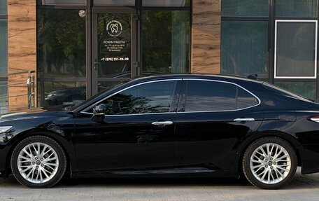 Toyota Camry, 2019 год, 2 900 000 рублей, 8 фотография