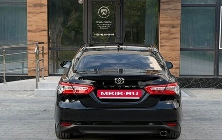 Toyota Camry, 2019 год, 2 900 000 рублей, 6 фотография