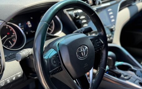 Toyota Camry, 2019 год, 2 900 000 рублей, 13 фотография