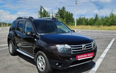 Renault Duster I рестайлинг, 2014 год, 870 000 рублей, 2 фотография
