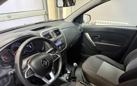 Renault Logan II, 2019 год, 1 100 000 рублей, 9 фотография