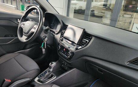Hyundai Solaris II рестайлинг, 2022 год, 1 590 000 рублей, 22 фотография
