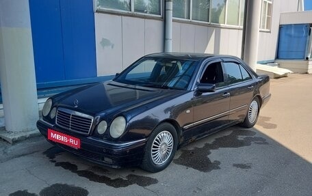 Mercedes-Benz E-Класс, 1997 год, 250 000 рублей, 7 фотография