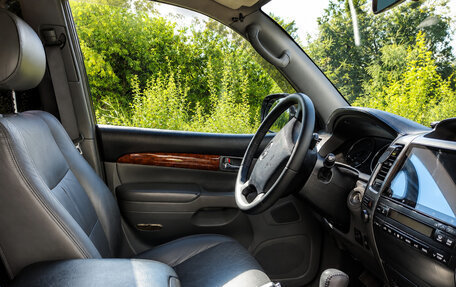 Toyota Land Cruiser Prado 120 рестайлинг, 2004 год, 1 540 000 рублей, 7 фотография