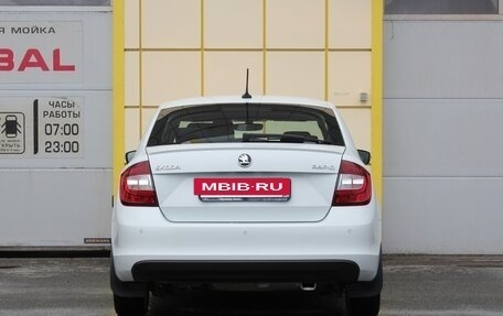 Skoda Rapid I, 2018 год, 1 345 000 рублей, 5 фотография