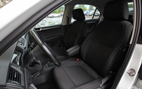 Skoda Rapid I, 2018 год, 1 345 000 рублей, 13 фотография